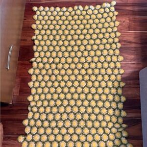 Beautiful Vintage Granny crocheted daisy chain‎ blanket Handmade Floral 60s 70s